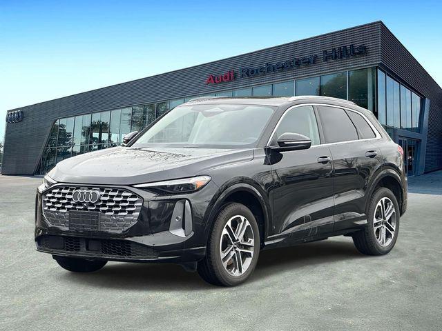 2025 Audi Q5 40 Premium Plus's photo