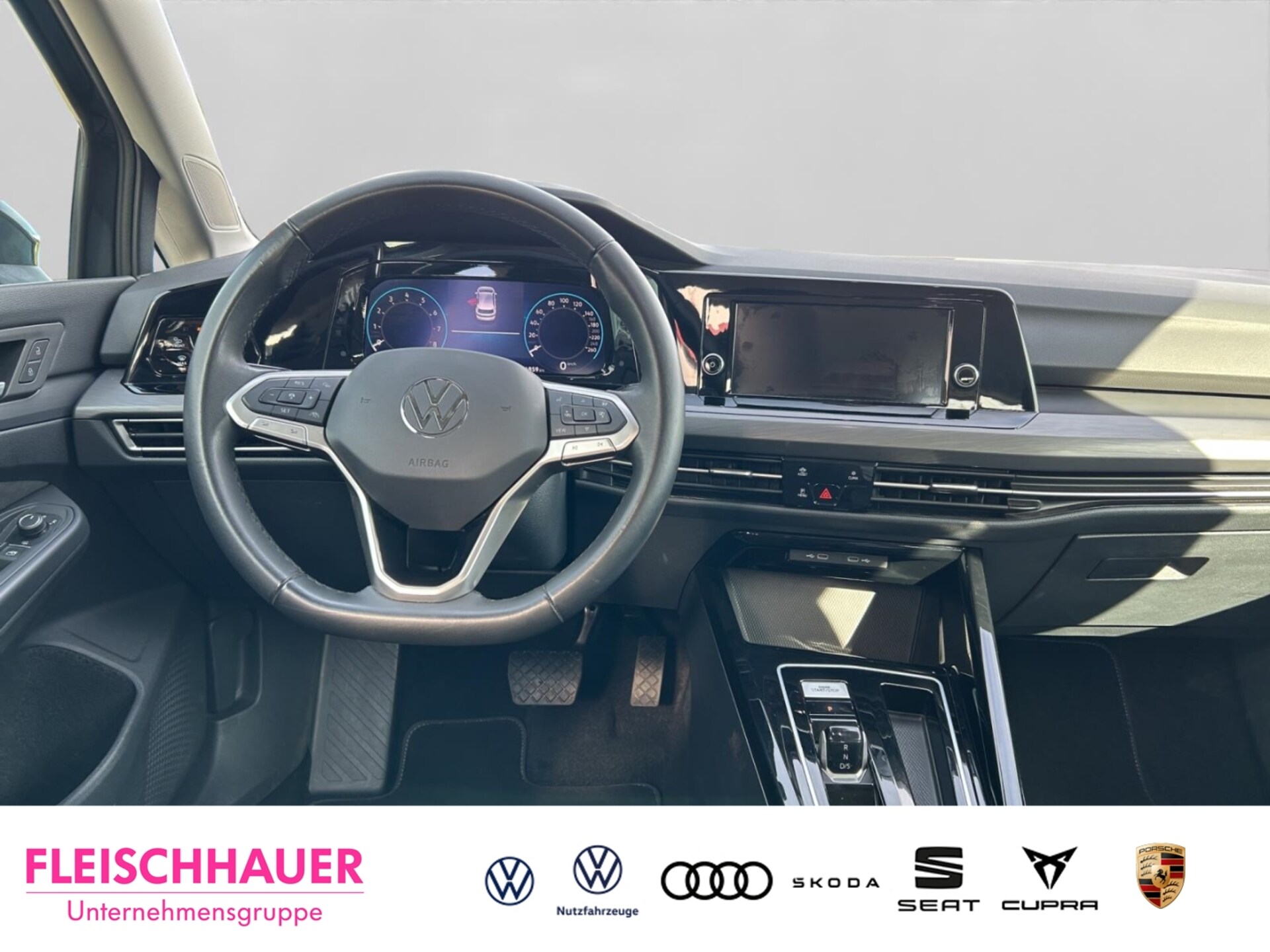 Volkswagen Golf Style