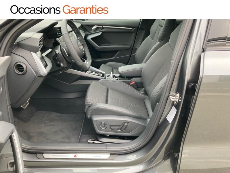 Image about Audi A3 Sportback TFSI e S line TFSI e 204 ch S tronic