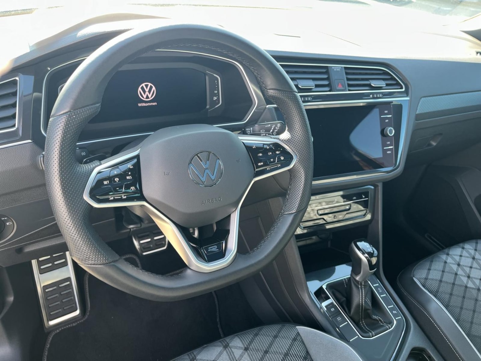 Volkswagen Tiguan – Bild 11