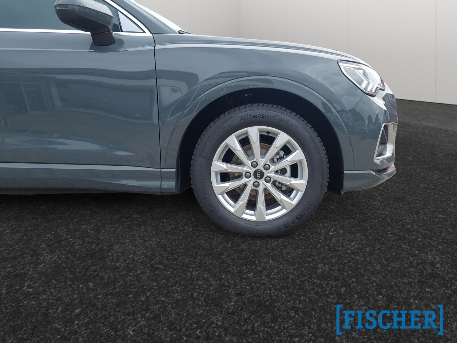 Audi Q3 SUV advanced