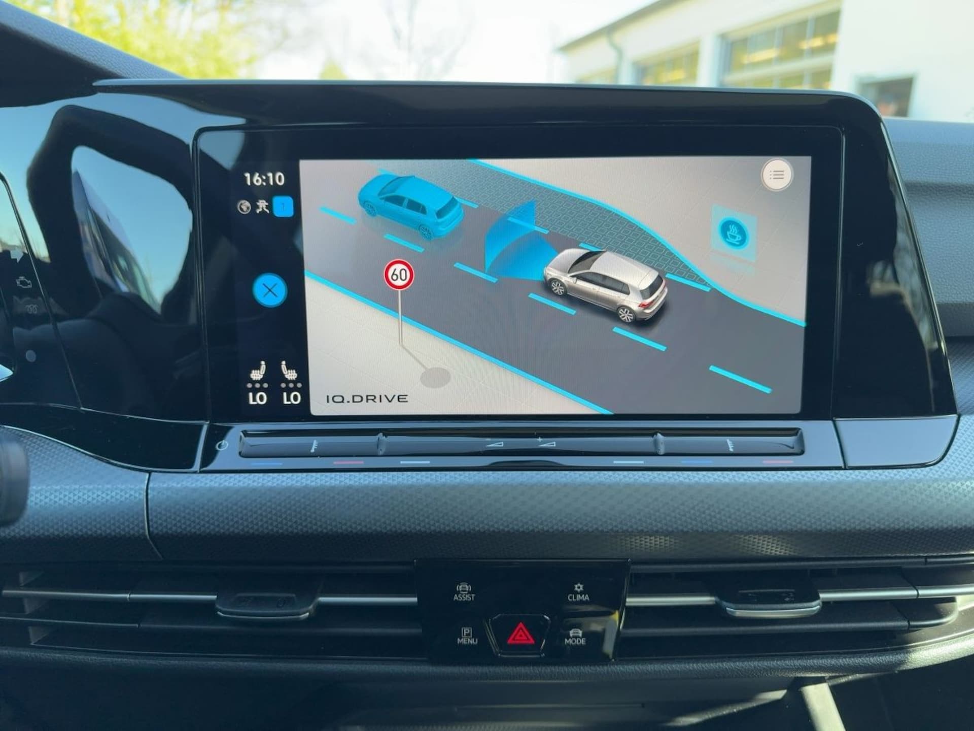 Volkswagen Golf Active