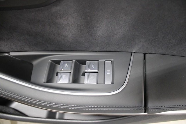 2026 Audi A8 Base - Photo 30
