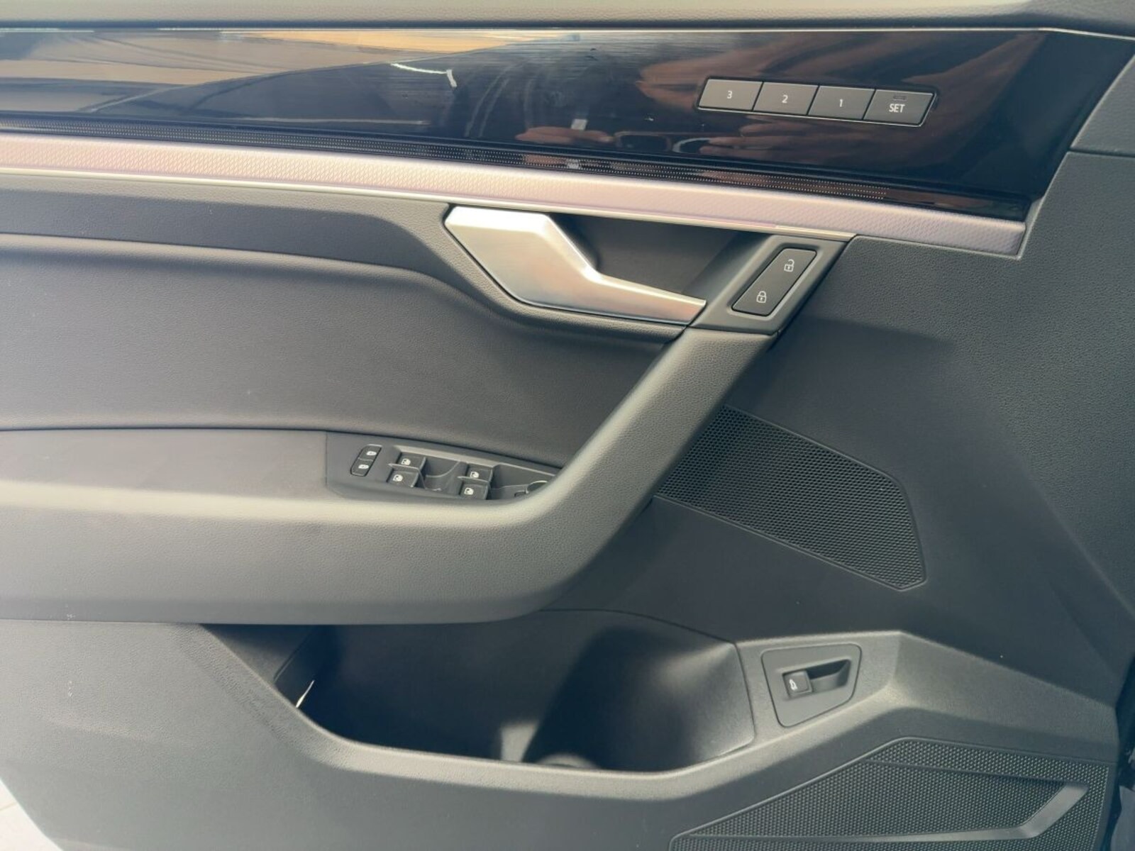 Volkswagen Touareg – Bild 14