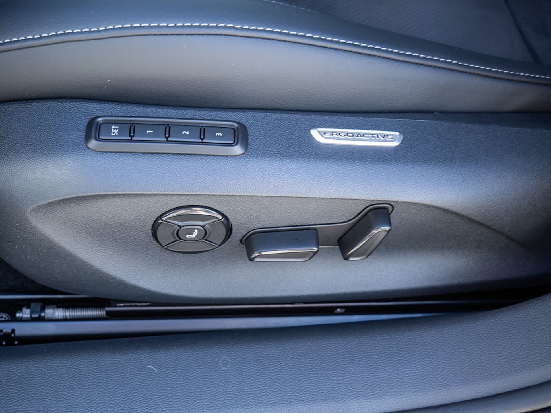 Volkswagen Passat Elegance
