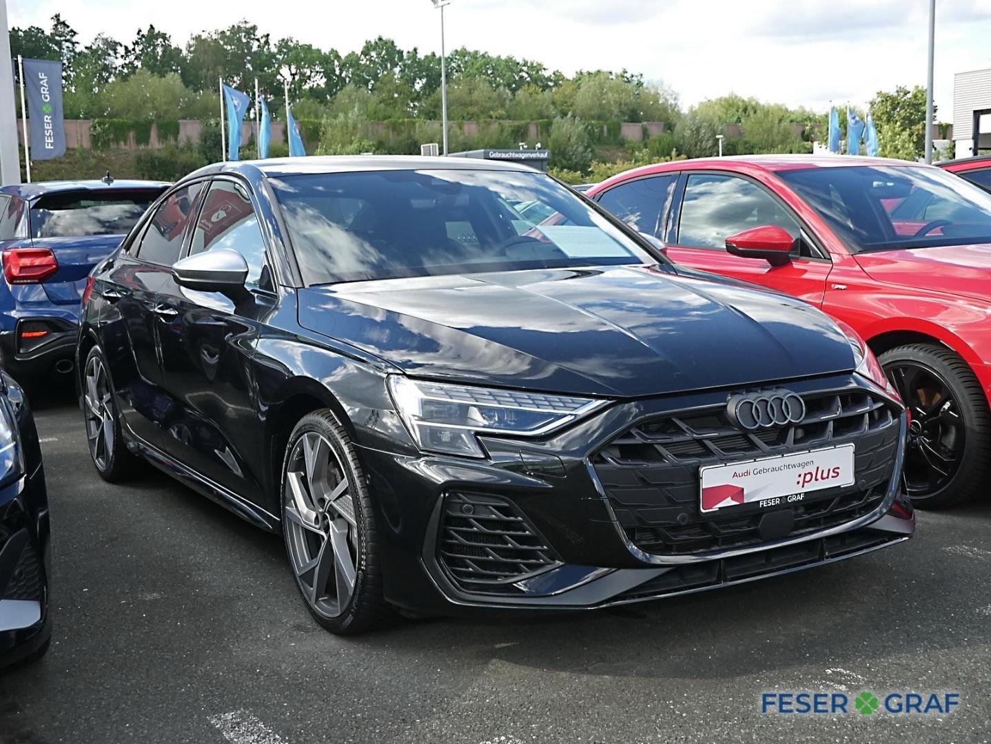 Bild über Audi S3 Limousine TFSI quattro S tronic - für weitere Informationen kontaktieren Sie den Audi Partner