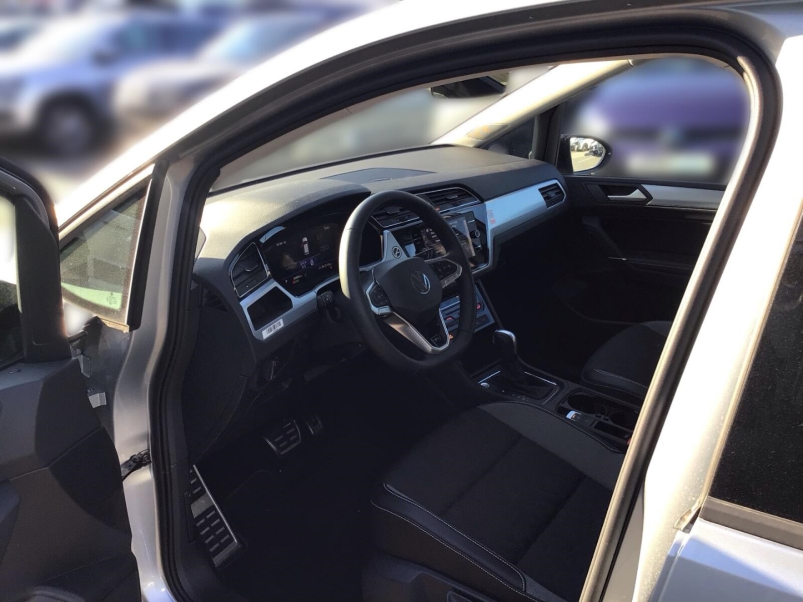 Volkswagen Touran – Bild 7