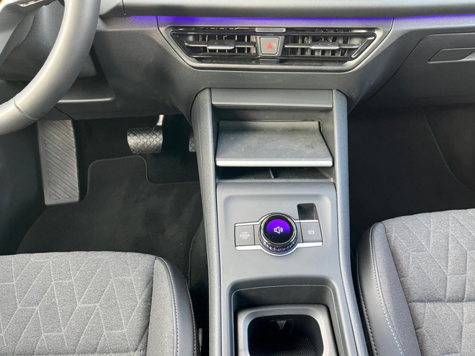 Volkswagen Tiguan – Bild 8