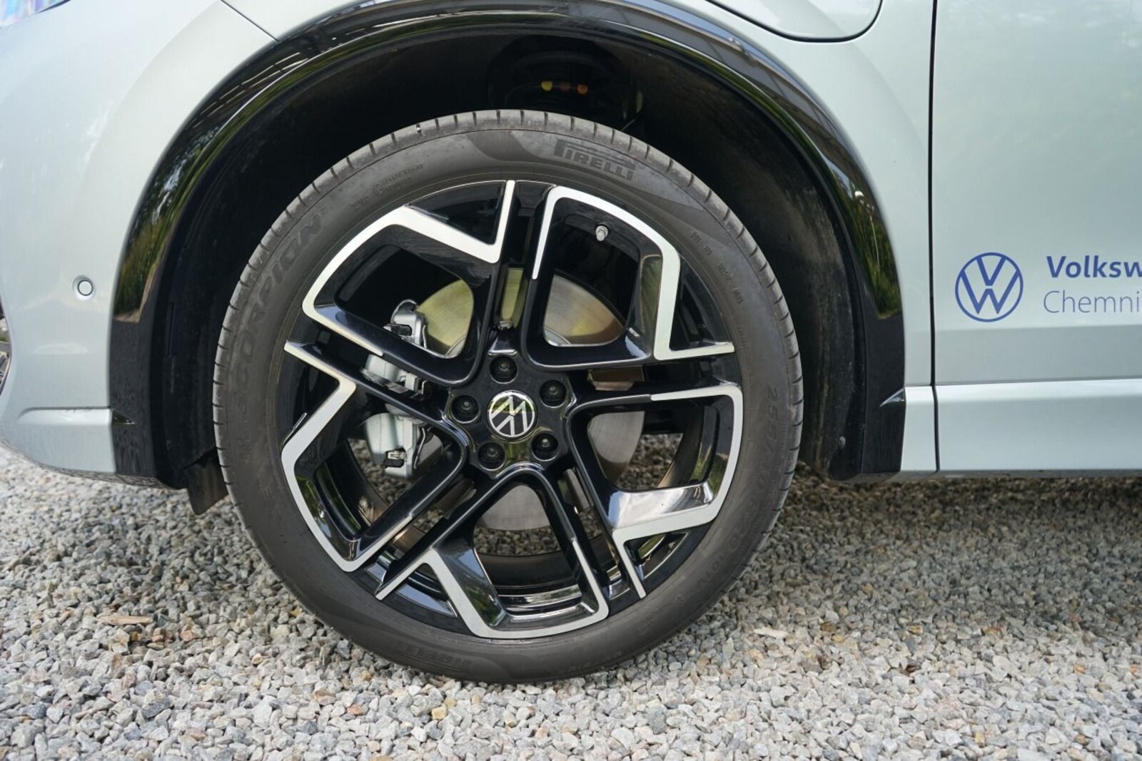 Volkswagen Tiguan – Bild 8