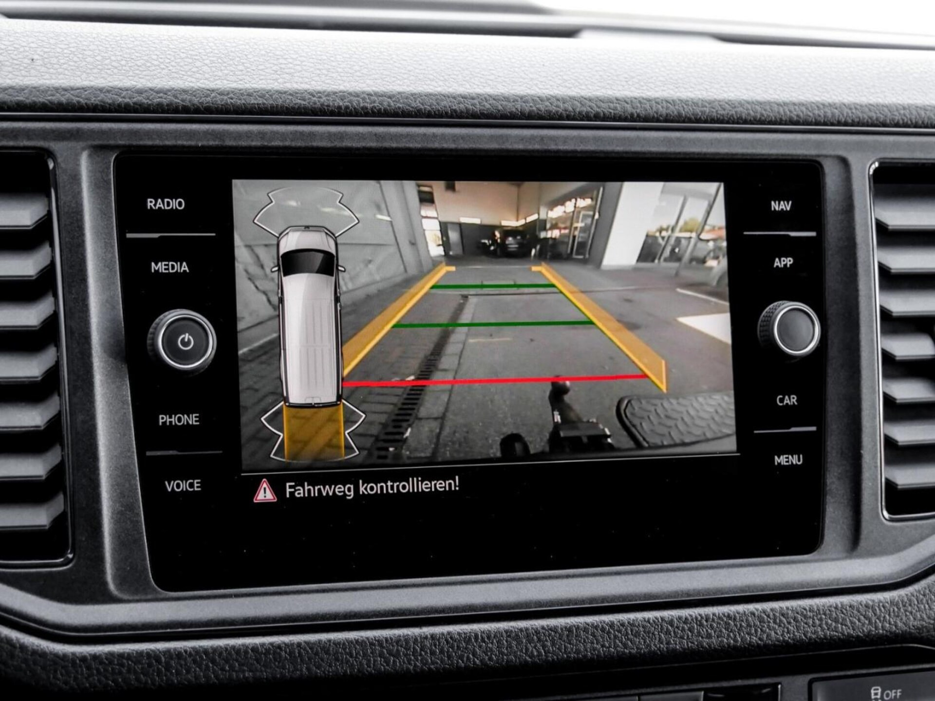 Volkswagen Crafter Kasten langer Radstand