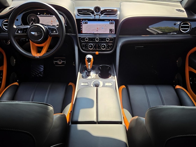 2023 Bentley Bentayga