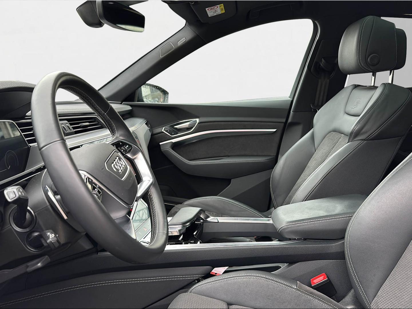 Image about Audi e-tron Sportback Attraction S line 50 quattro 230,00 kW