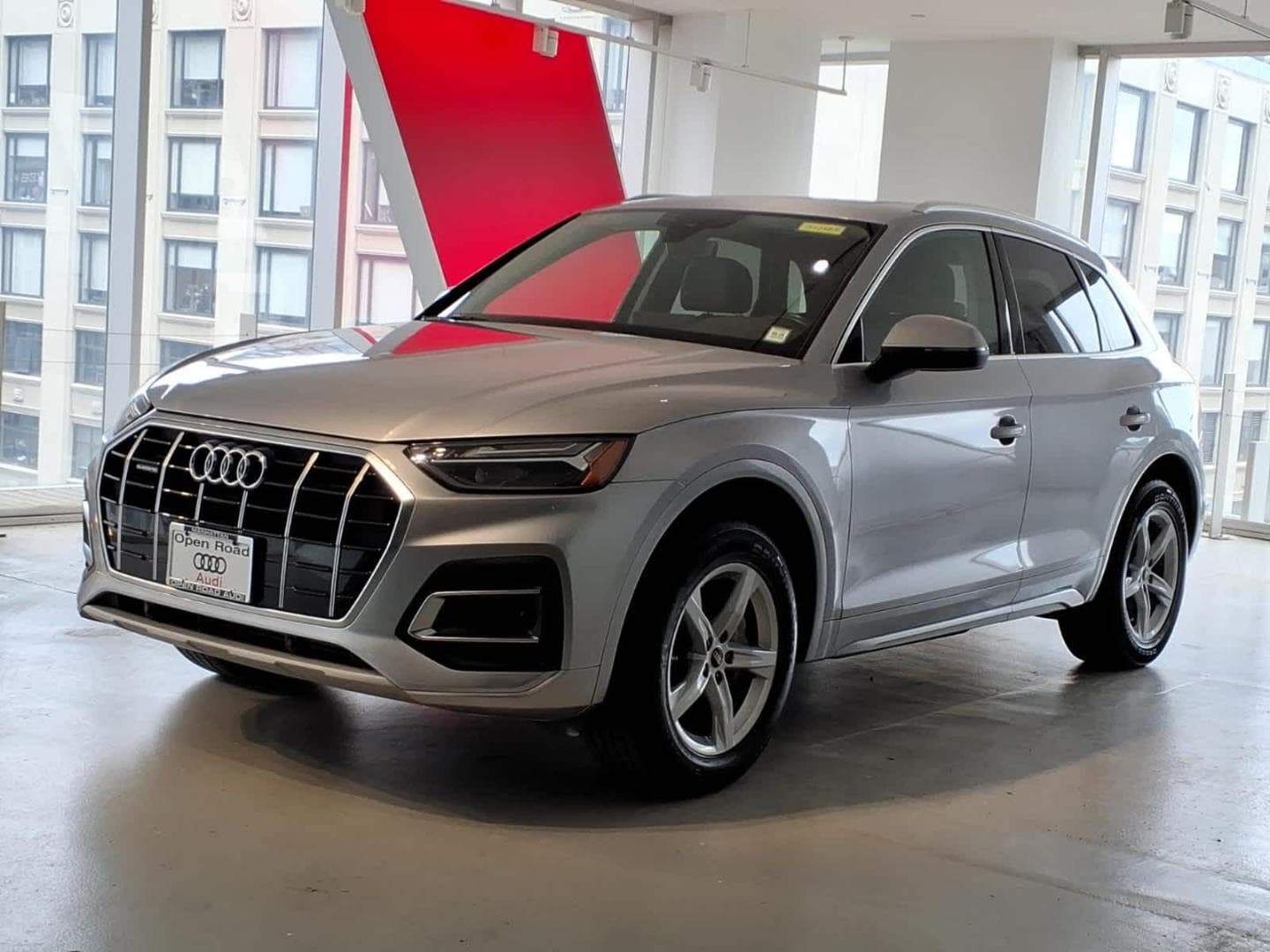 2022 Audi Q5 40 Premium's photo