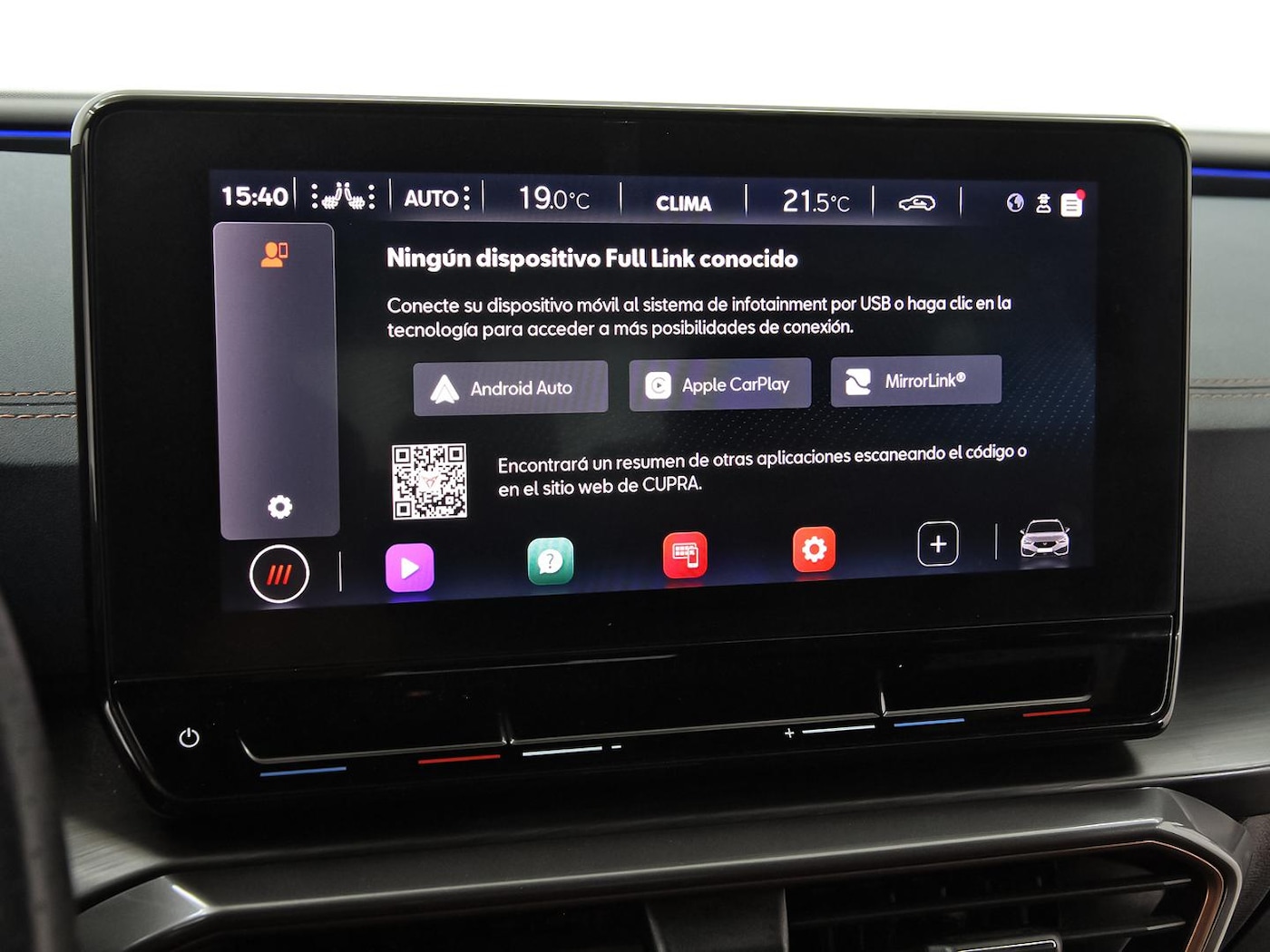 CUPRA Leon Sportstourer 2.0 TSI DSG 221 kW (300 CV) — photo 24