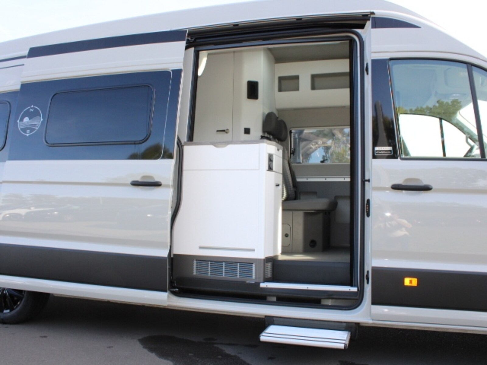 Volkswagen Grand California 680 – Bild 11