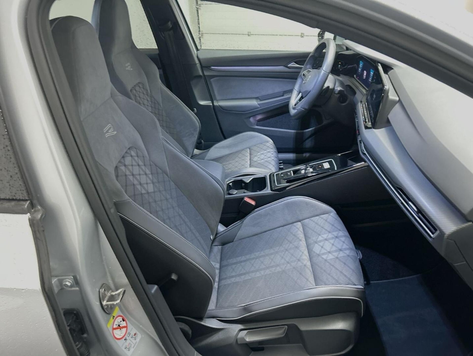 Volkswagen Golf Variant R-Line