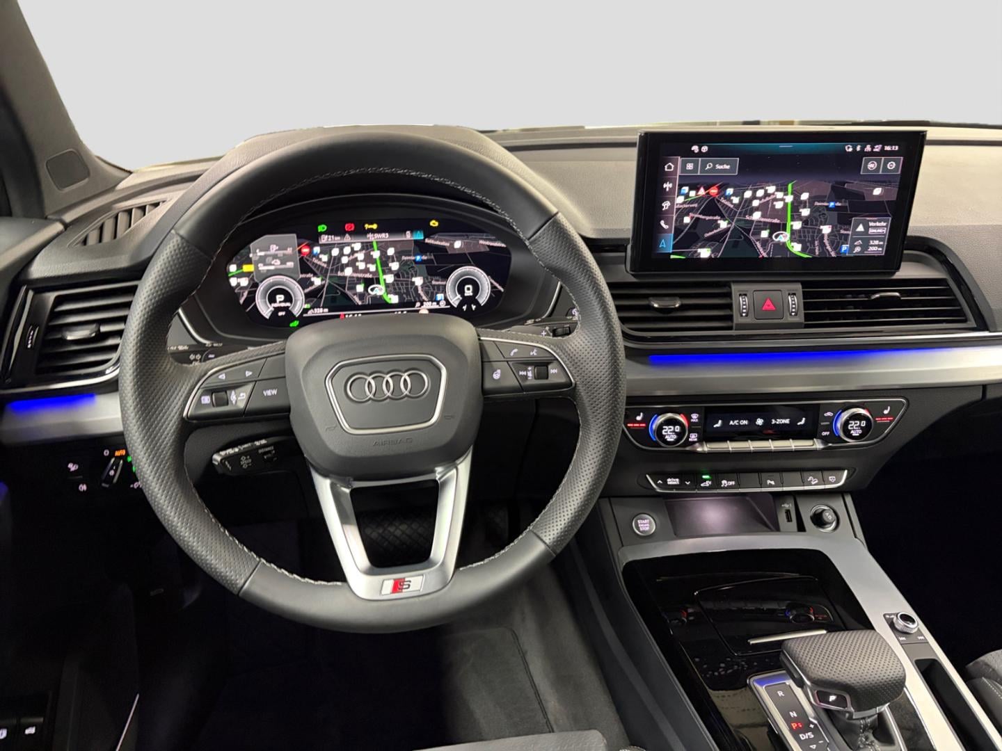 Bild über Audi Q5 TFSI e S line business 50 TFSI e quattro S tronic - für weitere Informationen kontaktieren Sie den Audi Partner