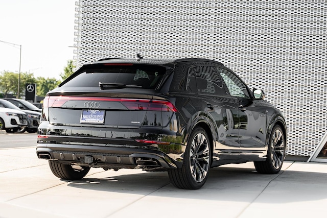 2026 Audi Q8