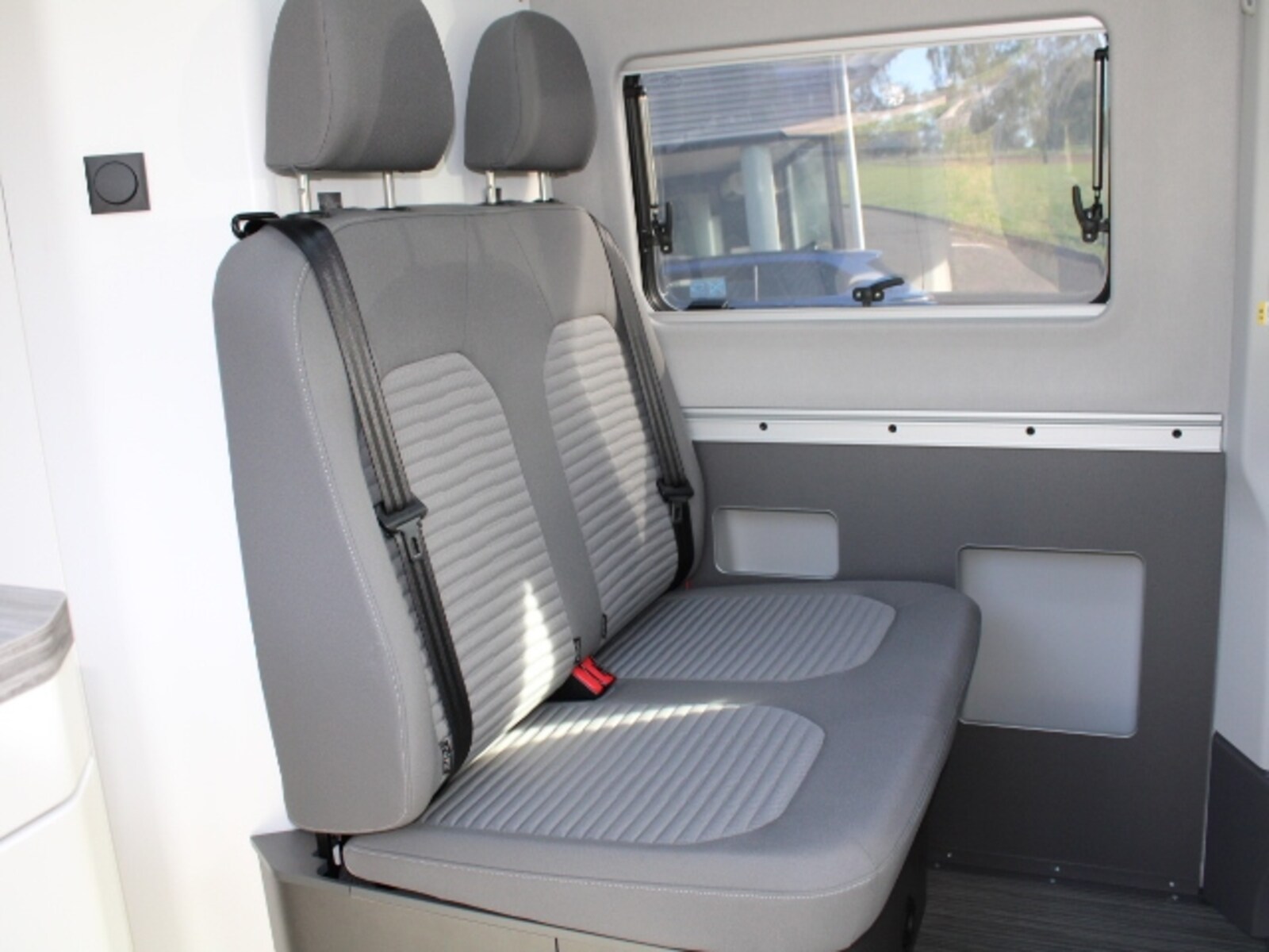 Volkswagen Grand California 680 – Bild 12