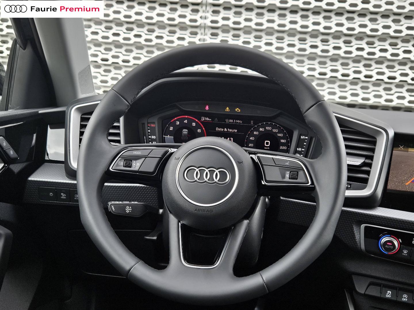 Image about Audi A1 Sportback Design 30 TFSI 85 kW (116 ch) S tronic