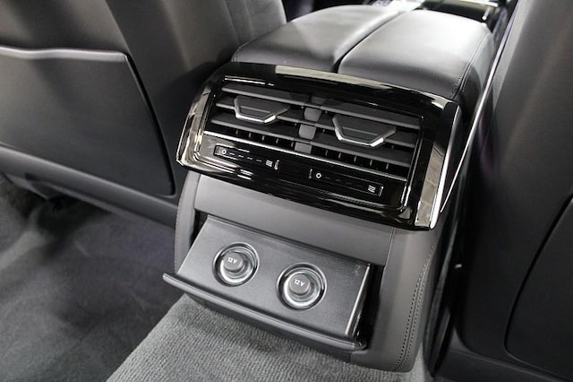 2026 Audi A8 Base - Photo 34