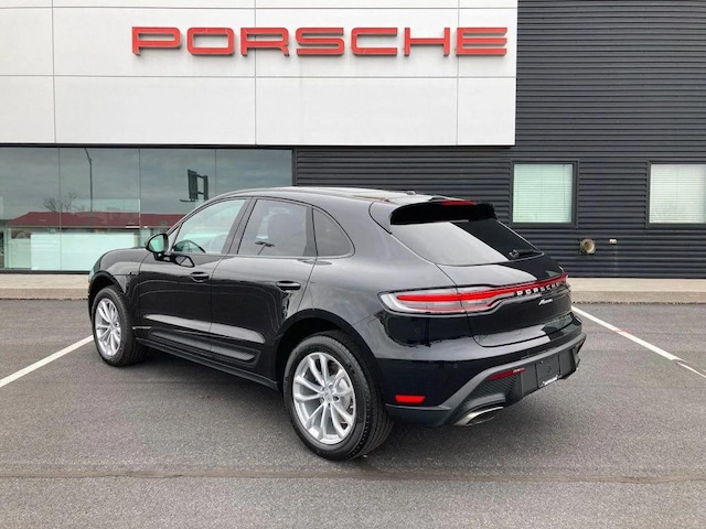 2025 Porsche Macan