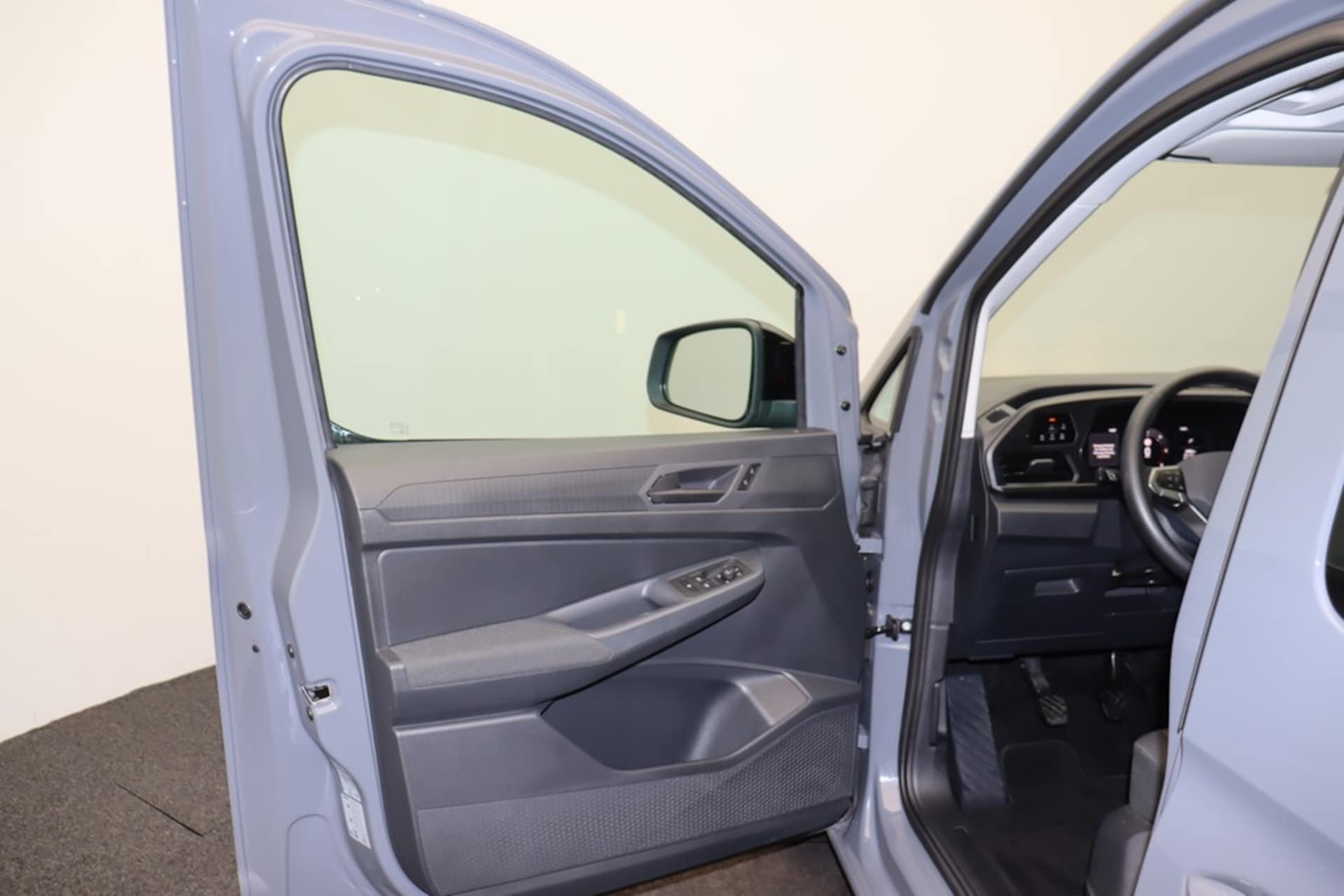 Volkswagen Caddy Basis-Modell