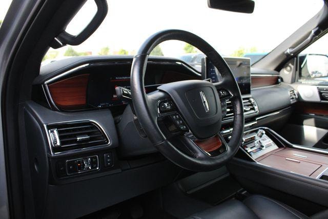 2024 Lincoln Navigator