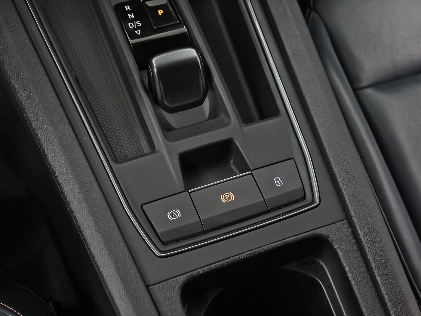 CUPRA Leon Sportstourer 2.0 TSI DSG 221 kW (300 CV) — photo 34
