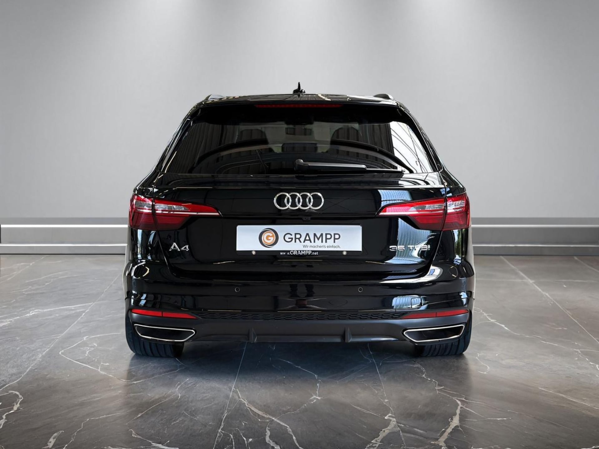 Audi A4 Avant S line