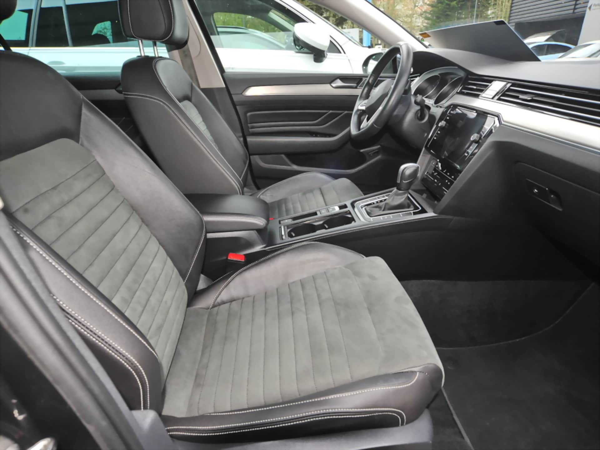 Volkswagen Passat Variant Elegance