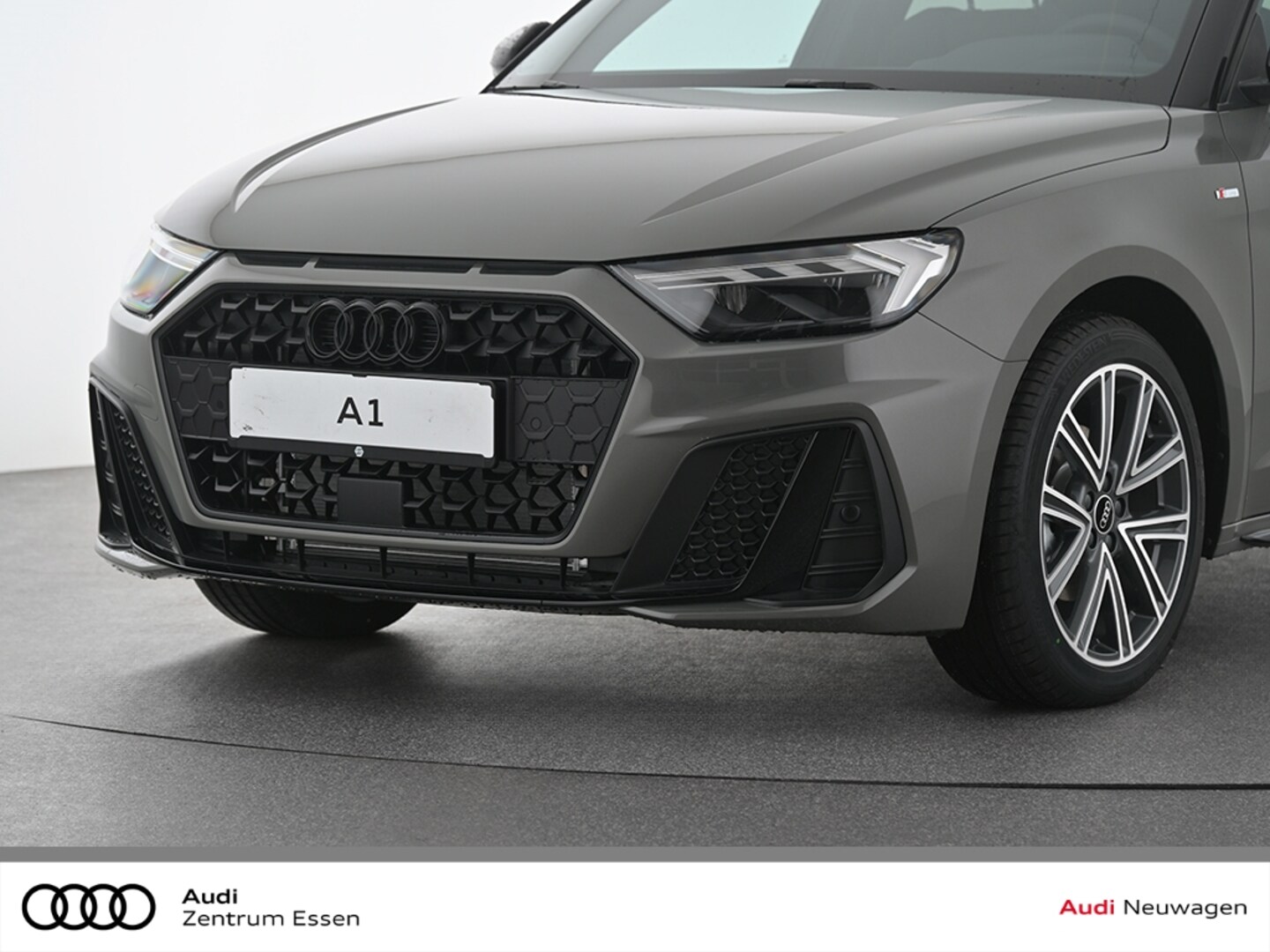 Bild über Audi A1 Sportback S line 30 TFSI S tronic - für weitere Informationen kontaktieren Sie den Audi Partner