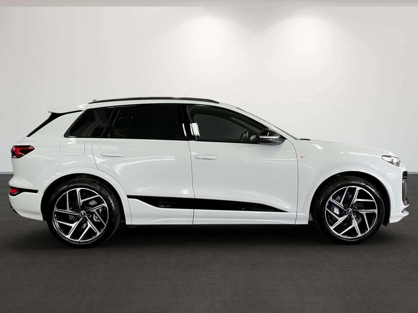 Bild über Audi Q6 SUV e-tron e-tron quattro - für weitere Informationen kontaktieren Sie den Audi Partner