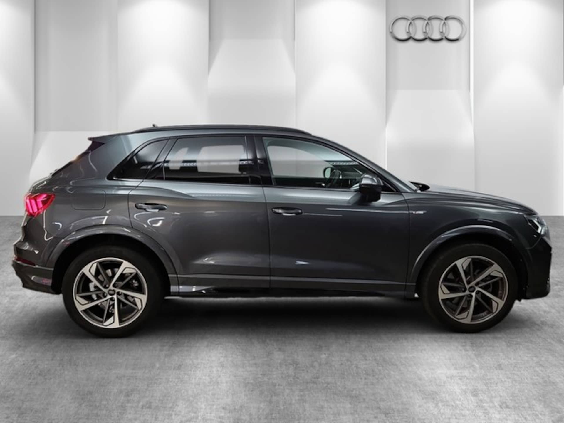 Audi Q3 SUV S line