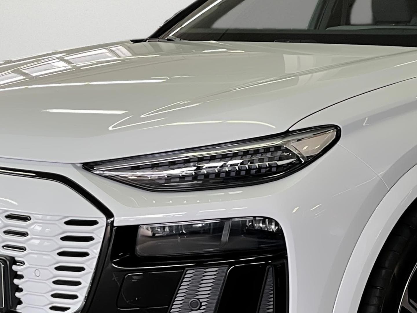Bild über Audi Q6 SUV e-tron e-tron quattro - für weitere Informationen kontaktieren Sie den Audi Partner