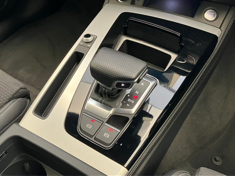 Image about Audi Q5 Sportback 40 TDI quattro S line