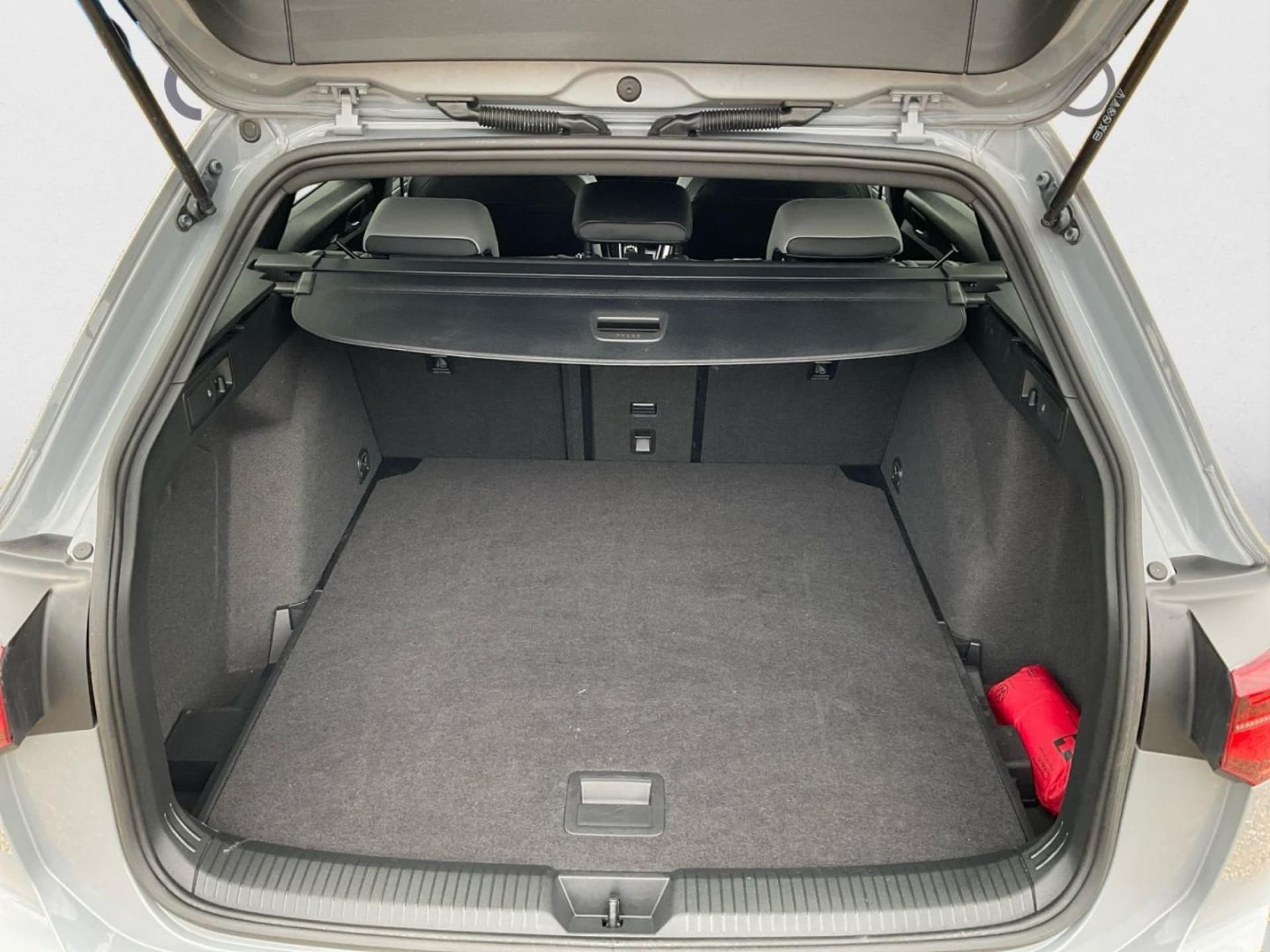 Volkswagen Golf Variant R-Line