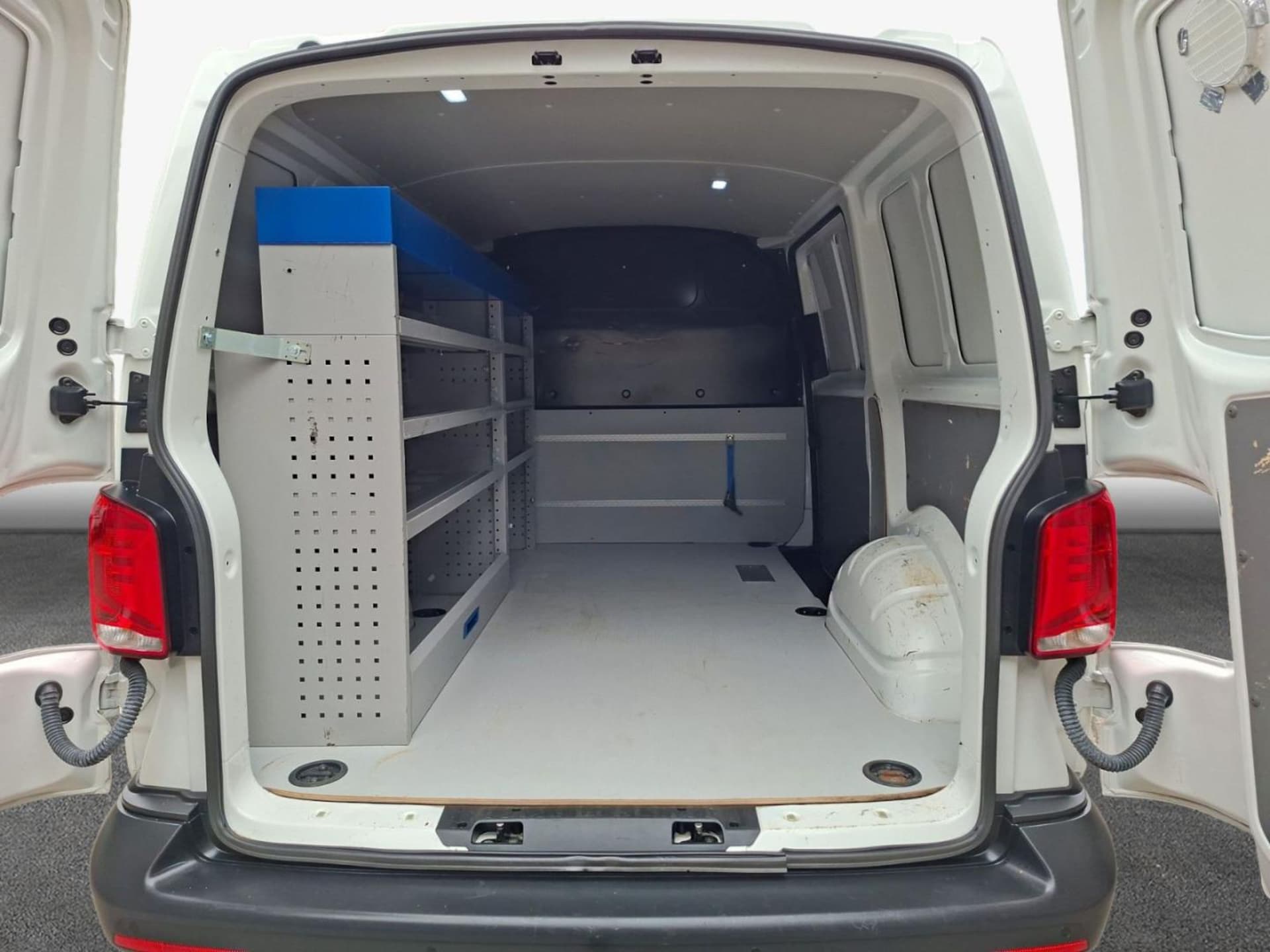 Volkswagen T6.1 Transporter Kasten kurzer Radstand
