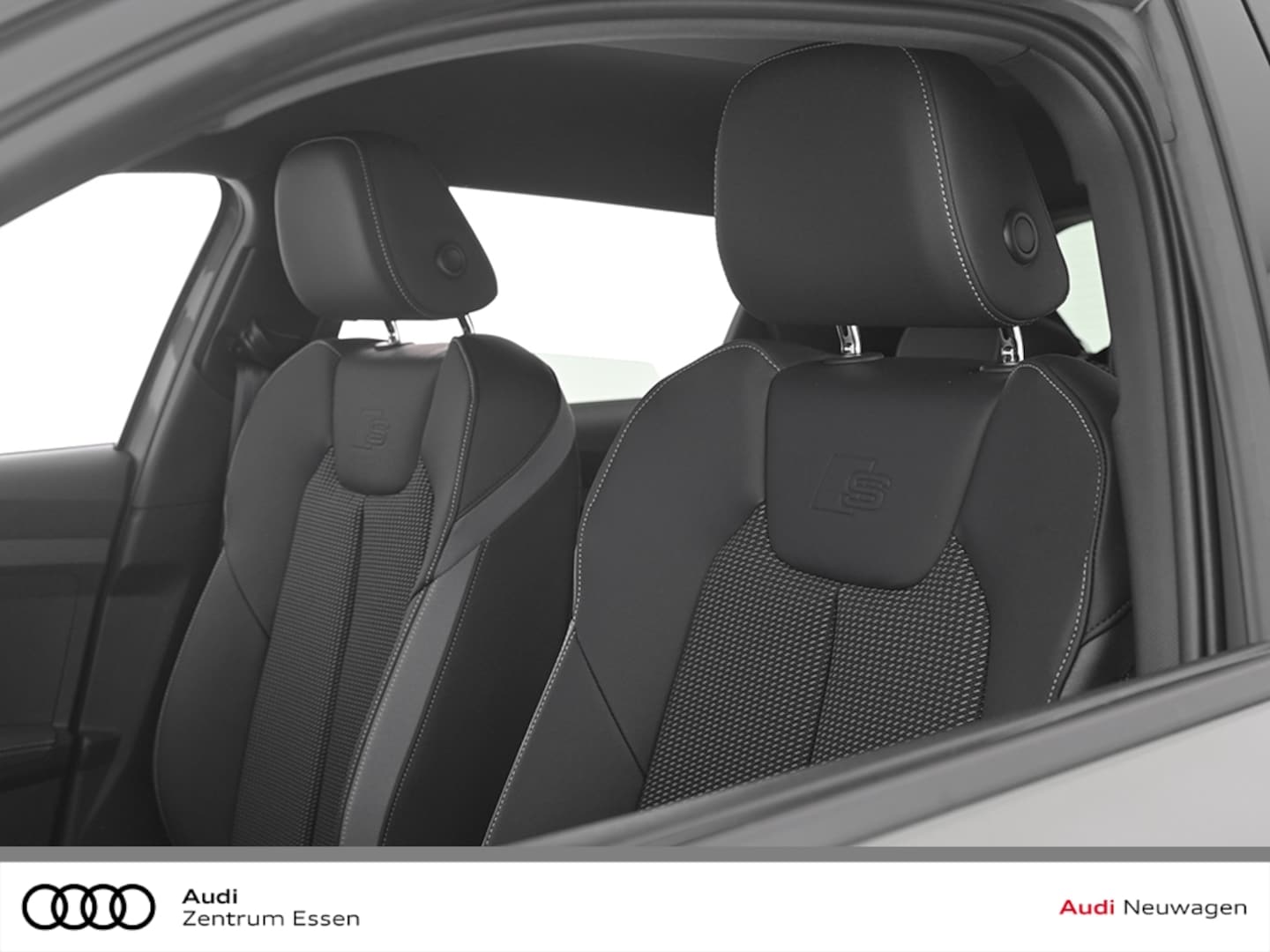 Bild über Audi A1 Sportback S line 30 TFSI S tronic - für weitere Informationen kontaktieren Sie den Audi Partner