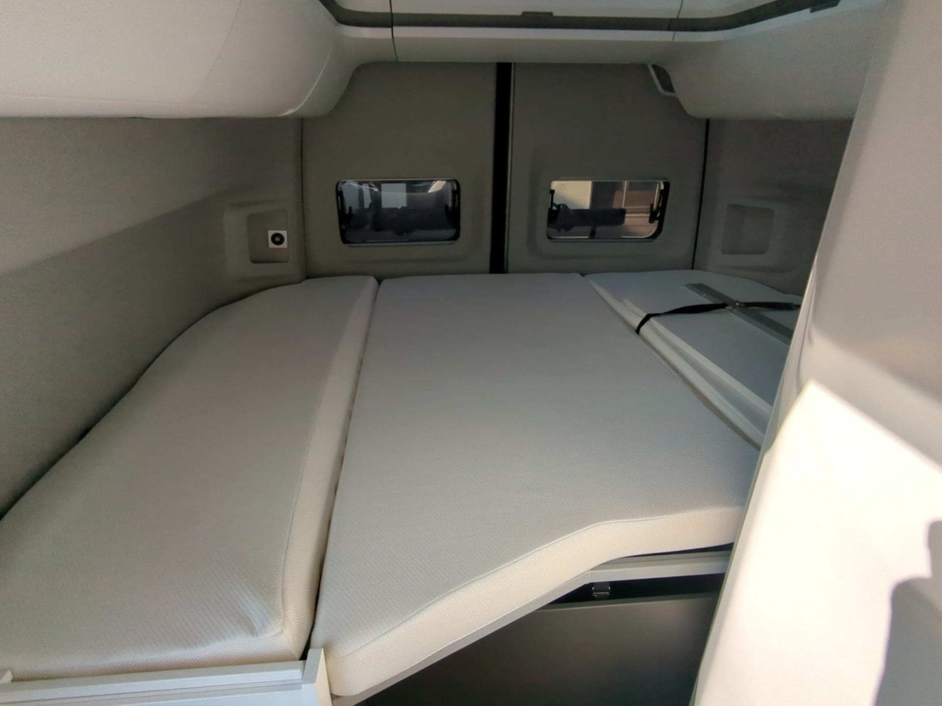 Volkswagen Grand California 600
