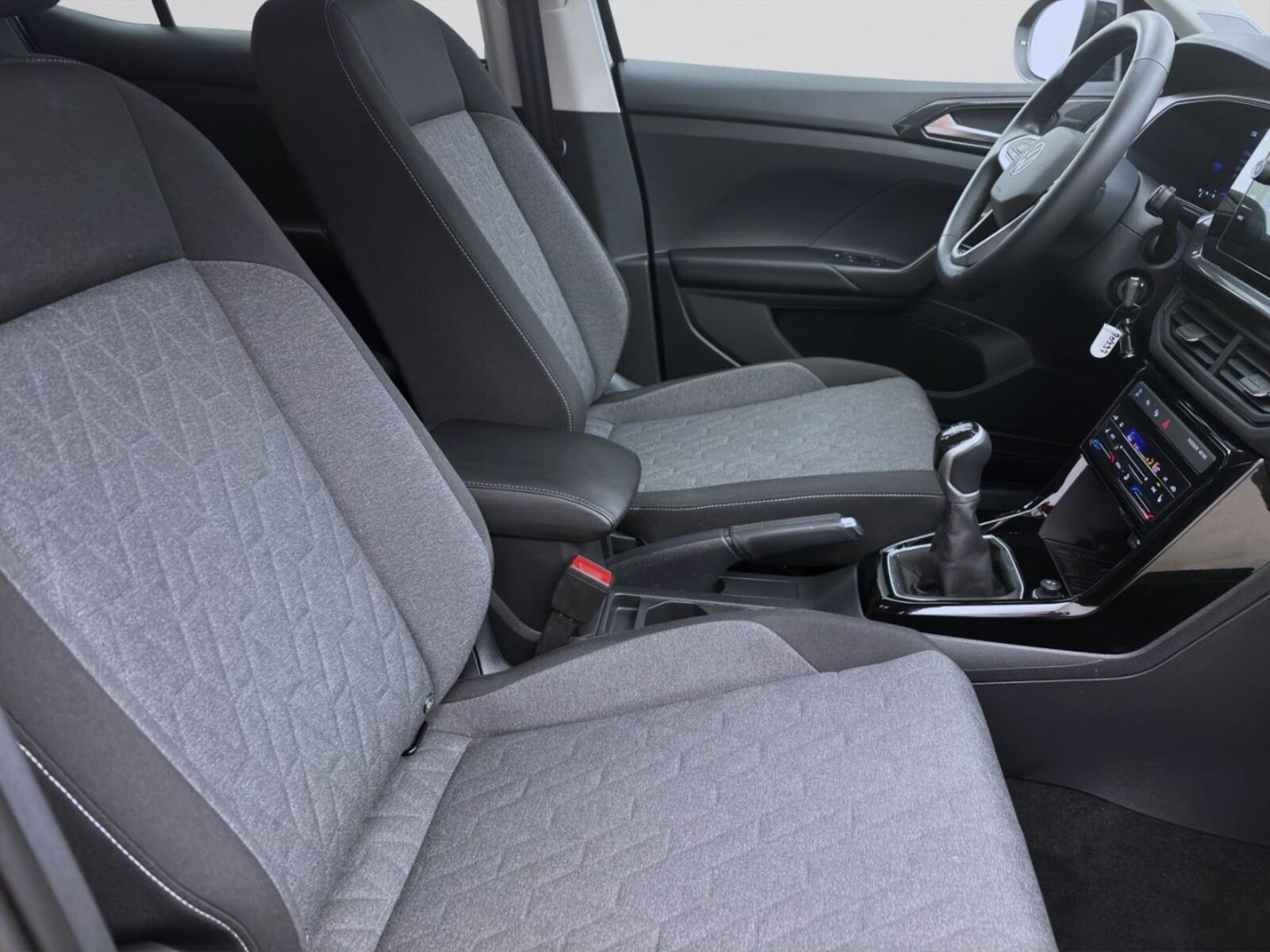 Volkswagen T-Cross – Bild 17