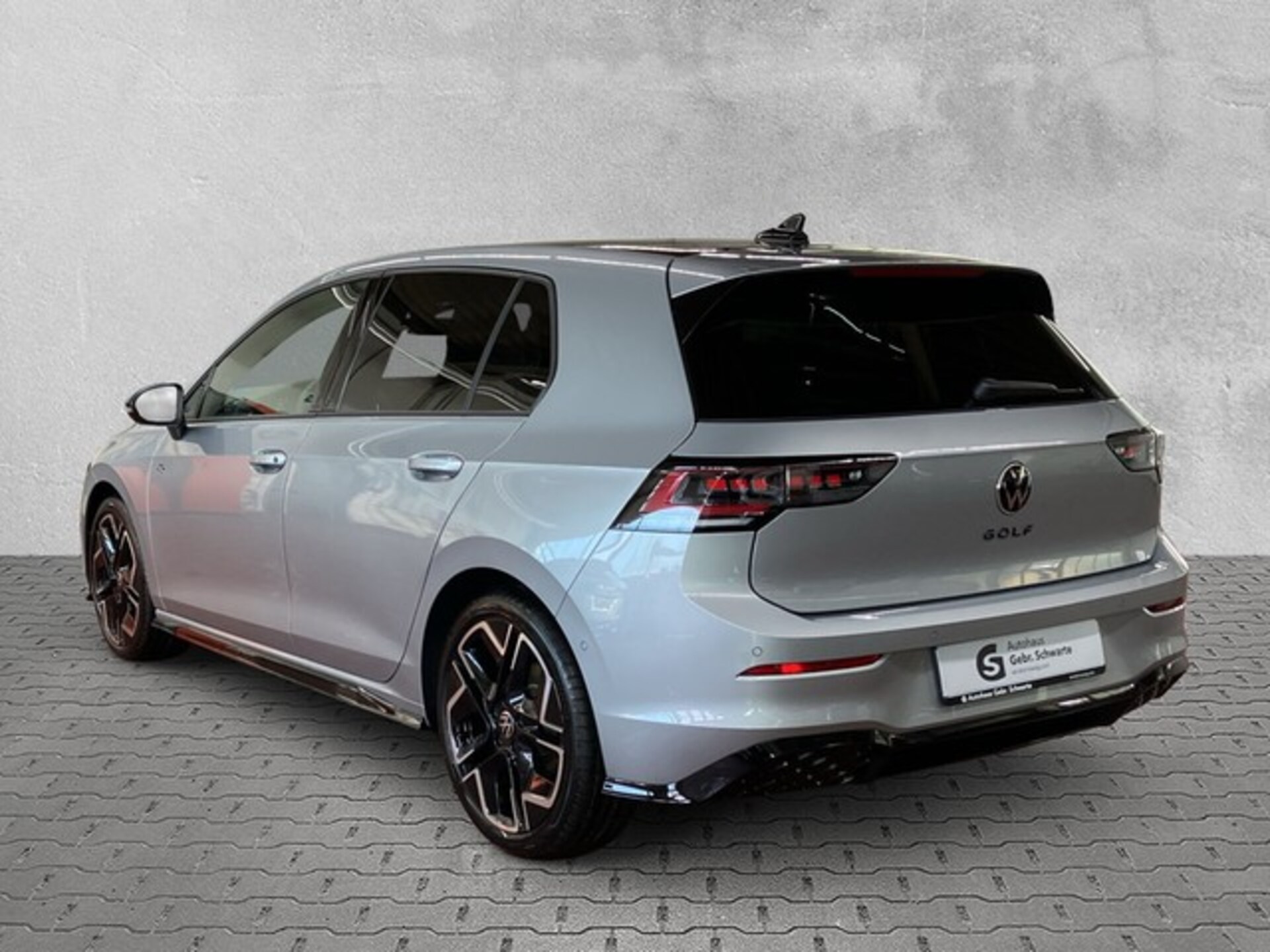 Volkswagen Golf R-Line