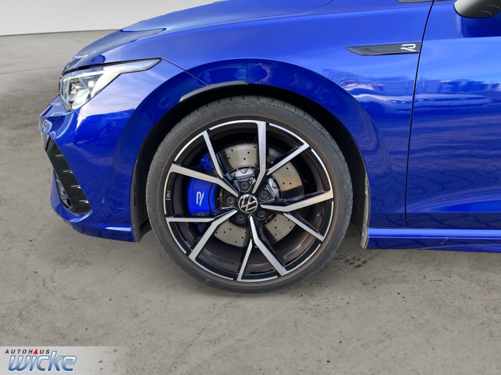 Volkswagen Golf R