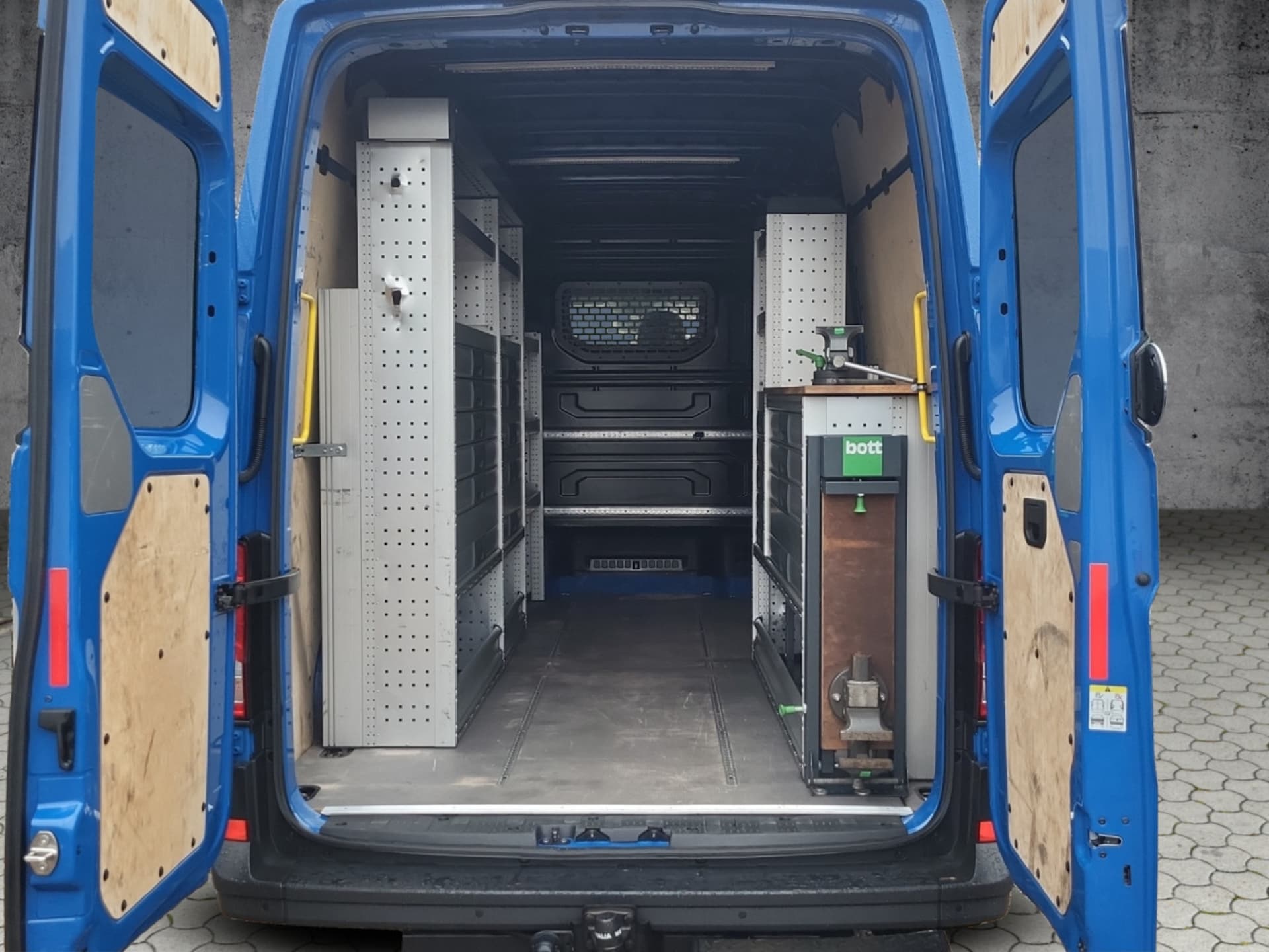 Volkswagen Crafter Kasten mittlerer Radstand