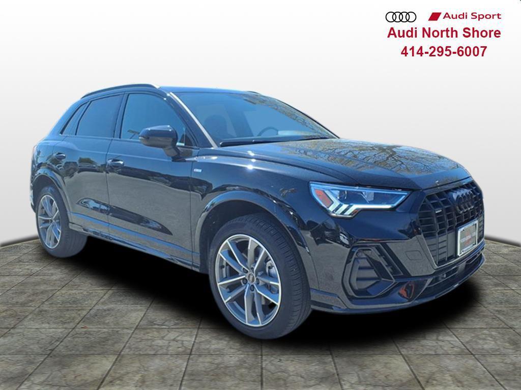 2025 Audi Q3 45 TFSI S Line Premium quattro's photo