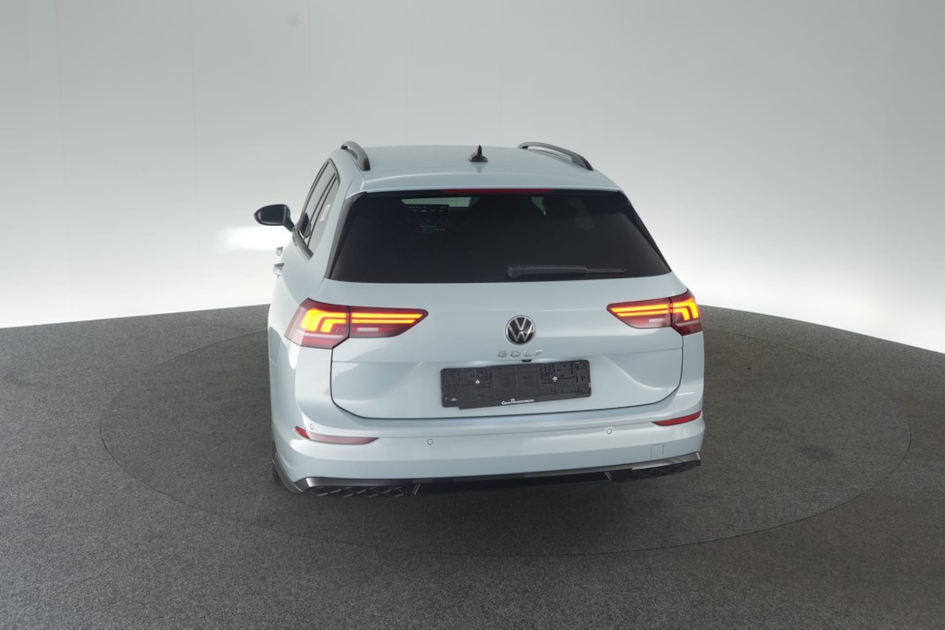 Volkswagen Golf Variant R-Line
