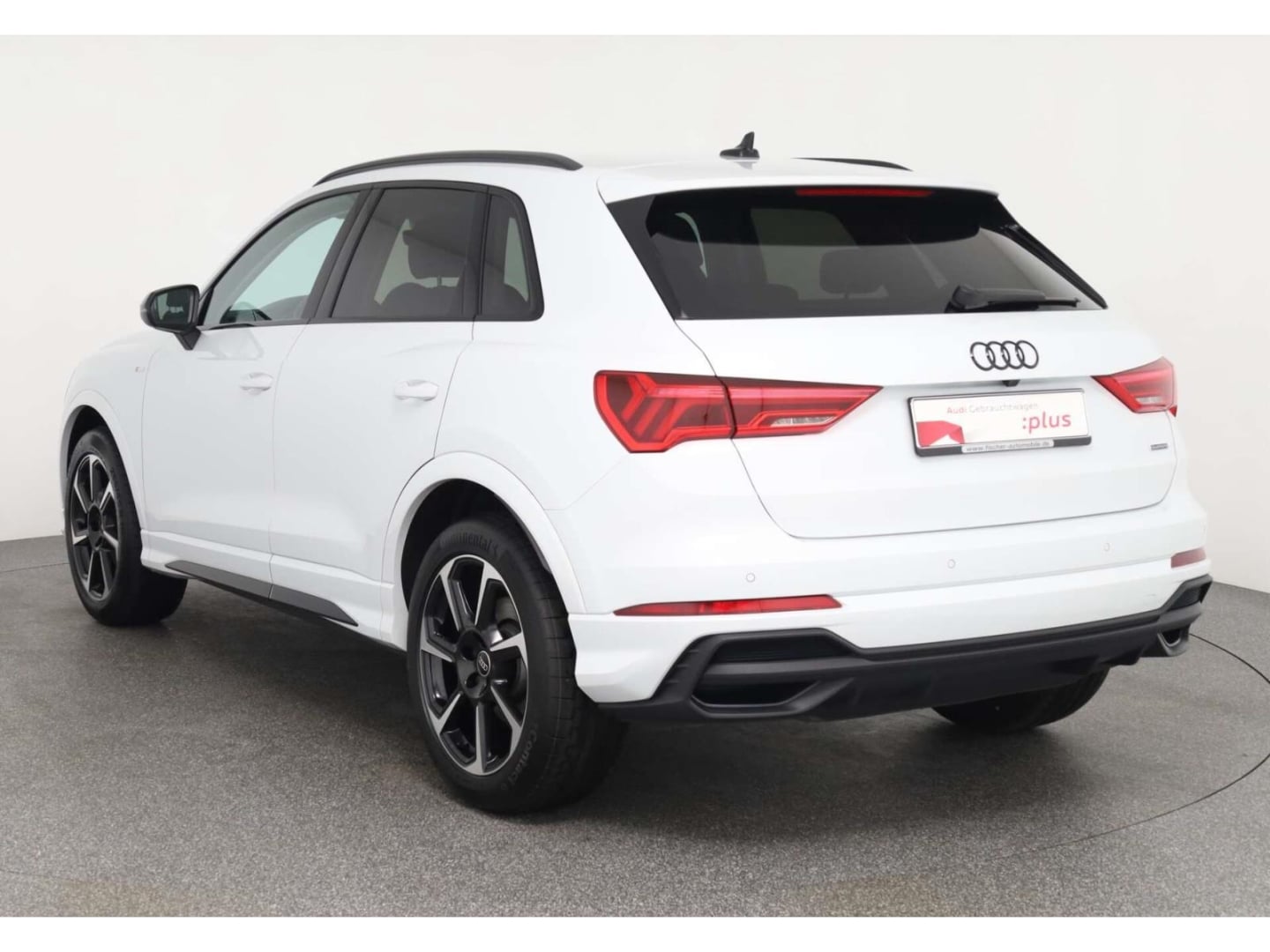 Bild über Audi Q3 TFSI quattro 180 kW S tronic - für weitere Informationen kontaktieren Sie den Audi Partner
