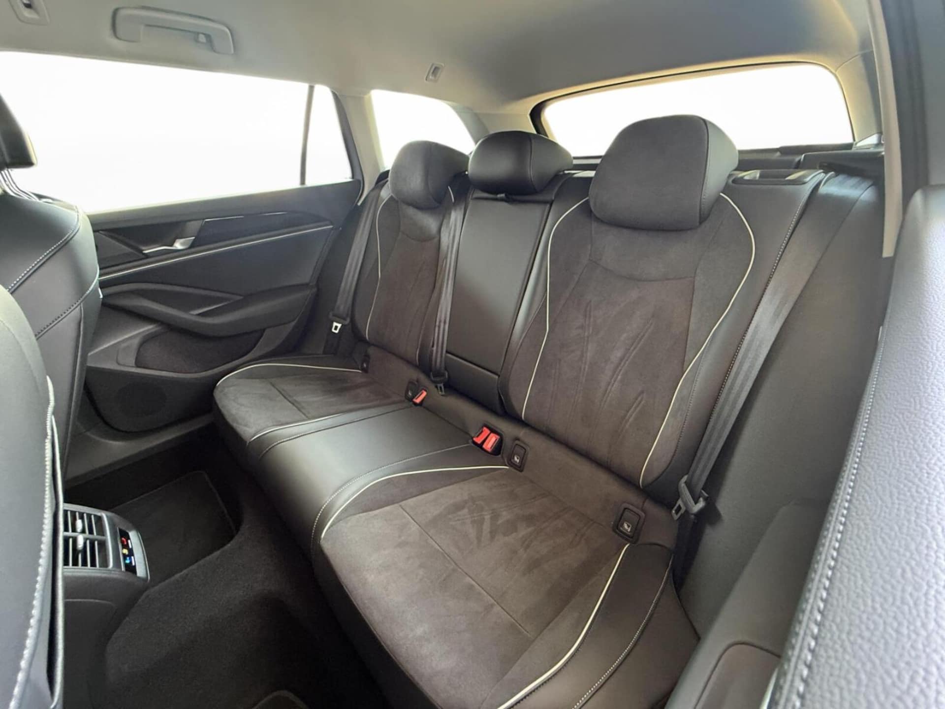 Volkswagen Passat Business