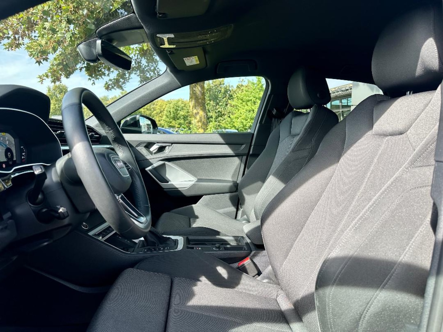 Bild über Audi Q3 Sportback S line 35 TFSI S tronic - für weitere Informationen kontaktieren Sie den Audi Partner