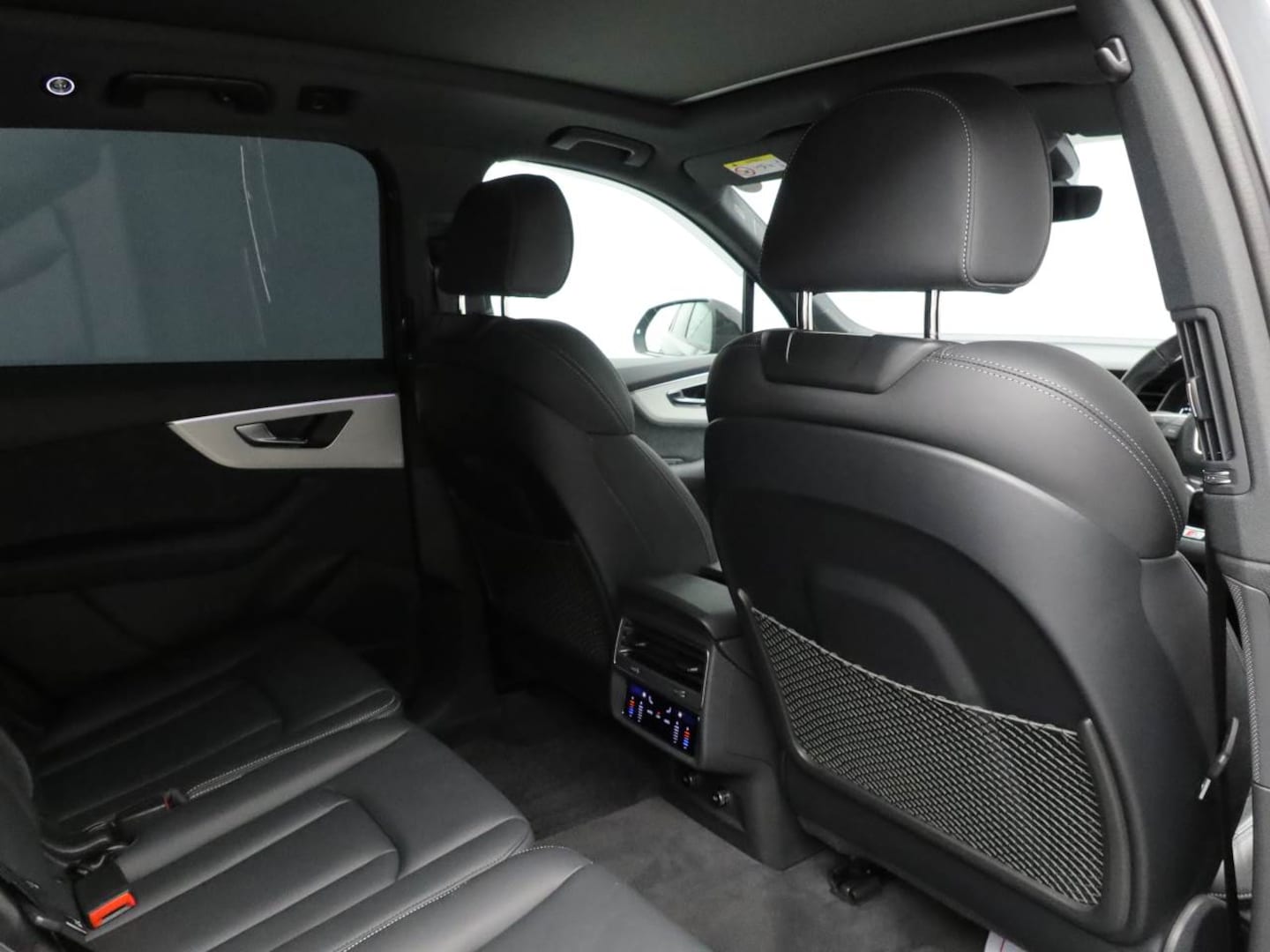 Audi Q7 55 TFSI quattro S line 250(340) kW(PS) tiptronic for more details contact your dealer